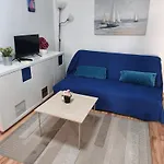 Captains Apartament *
